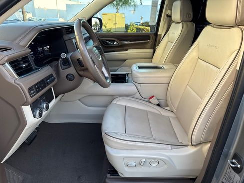 Certified 2023 GMC Yukon XL Denali RWD image 31