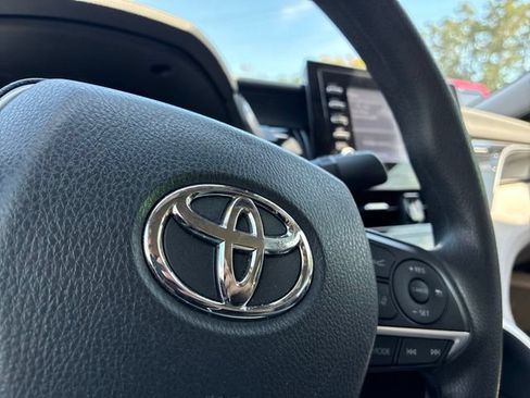Used 2022 Toyota Camry LE FWD image 28