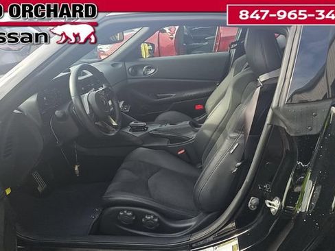 Used 2025 Nissan Z Performance w/ Floor Mat Package RWD image 7