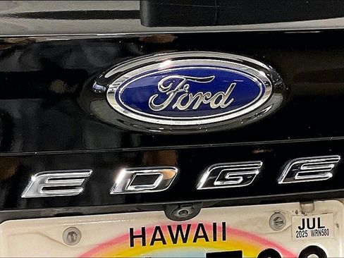 Used 2022 Ford Edge SEL w/ Sport Appearance Package image 7