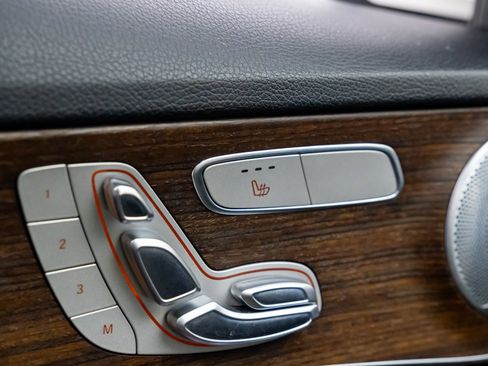 Used 2020 Mercedes-Benz C 300 C 300 image 25