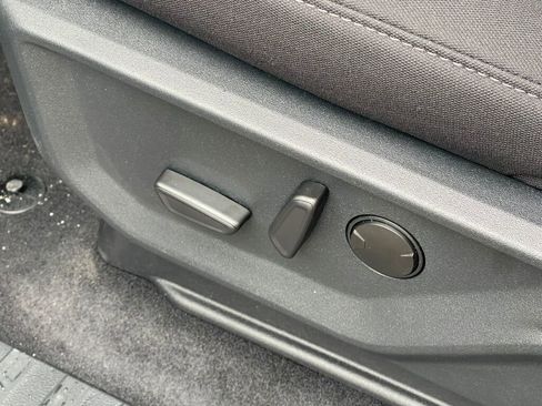 New 2026 Ford F150 XLT w/ Equipment Group 302A MID image 8