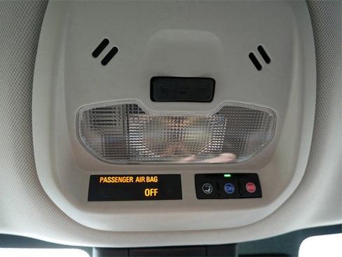 Used 2024 Chevrolet Trax LT w/ Driver Confidence Package image 25