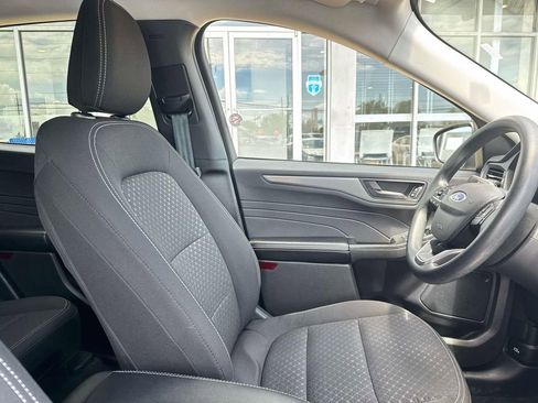 Used 2025 Ford Escape Active AWD/4WD image 11