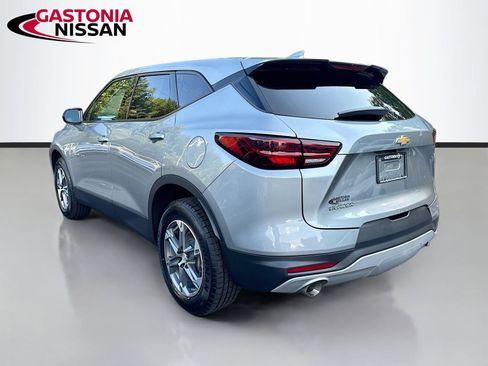 Used 2023 Chevrolet Blazer LT w/ Driver Confidence Package FWD image 6