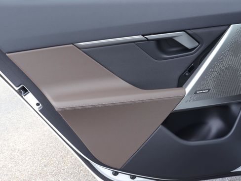 New 2027 BMW 530i RWD image 11