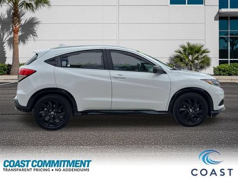 Used 2021 Honda HR-V Sport image 5