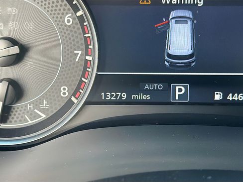 Used 2024 Nissan Armada Platinum w/ Captain's Chairs Package image 42