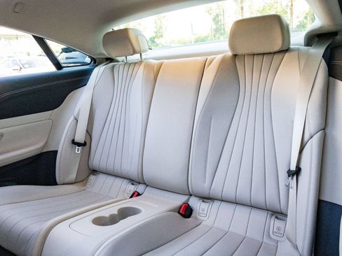 Used 2023 Mercedes-Benz E 450 Coupe image 27