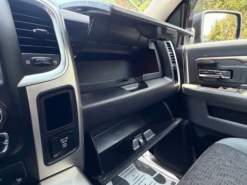 Used 2020 RAM 1500 Classic SLT w/ Luxury Group AWD/4WD image 36