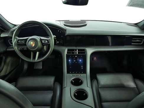 Used 2023 Porsche Taycan RWD image 17