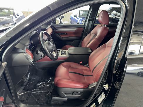 Used 2025 MAZDA CX-70 3.3 Turbo S w/ Premium Package AWD/4WD image 19