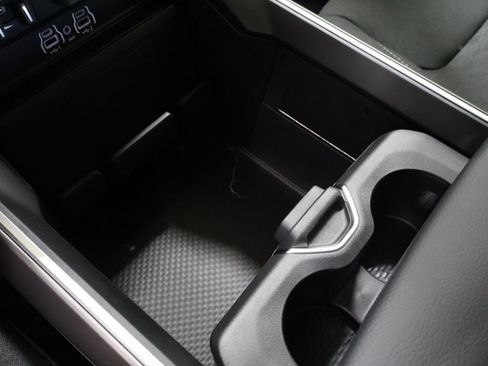 New 2026 RAM 1500 4x4 Crew Cab image 22