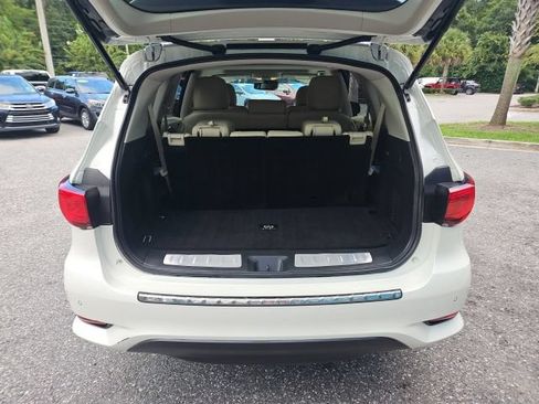 Used 2019 INFINITI QX60 Luxe w/ Essential Package FWD image 6