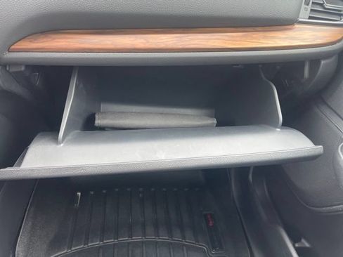 Used 2017 Honda CR-V EX-L image 17