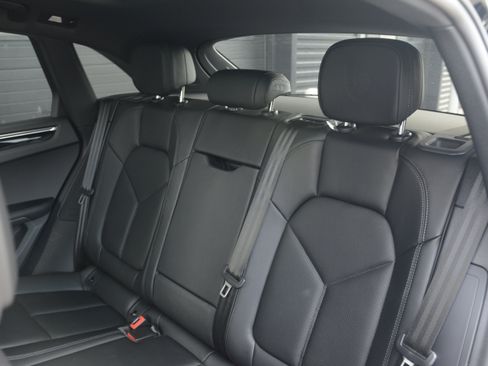 Certified 2026 Porsche Macan Turbo AWD/4WD image 31