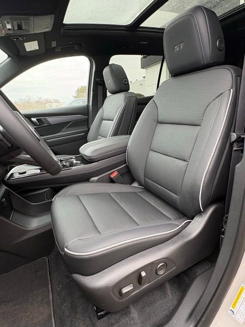 New 2026 Buick Enclave Sport Touring w/ Power Package AWD/4WD image 13