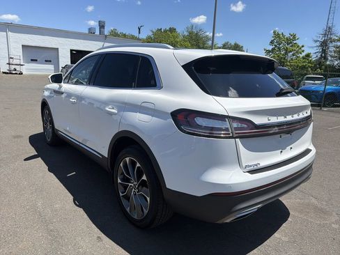 Certified 2022 Lincoln Nautilus Reserve w/ Equipment Group 201A AWD/4WD image 3