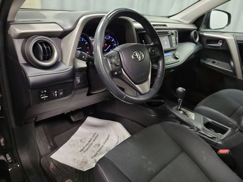 Used 2018 Toyota RAV4 XLE w/ Plus Extra Value Package AWD/4WD image 16