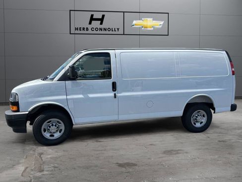 New 2025 Chevrolet Express 2500 w/ Communications Package RWD image 3