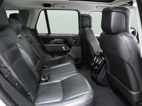 Used 2018 Land Rover Range Rover AWD/4WD image 19