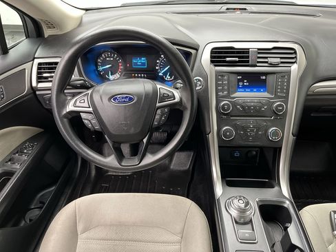 Used 2017 Ford Fusion S image 11