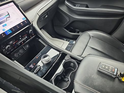 Used 2023 Jeep Grand Cherokee L Limited image 30