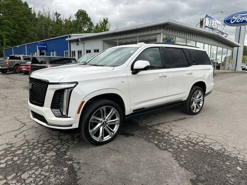 Used 2025 Cadillac Escalade Sport w/ Touring Package AWD/4WD image 1