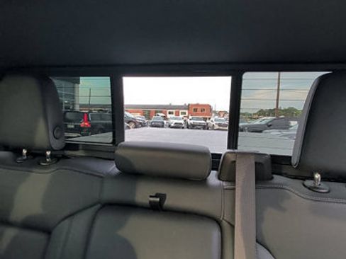 Certified 2023 GMC Sierra 1500 SLT w/ SLT Premium Plus Package AWD/4WD image 30