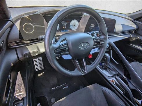Used 2022 Hyundai Elantra N FWD image 10