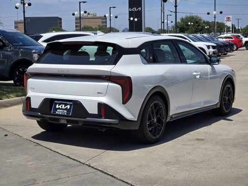 New 2026 Kia K4 GT-Line Turbo FWD image 4