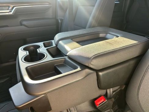 Certified 2024 Chevrolet Silverado 1500 LT w/ Z71 Off-Road Package AWD/4WD image 11