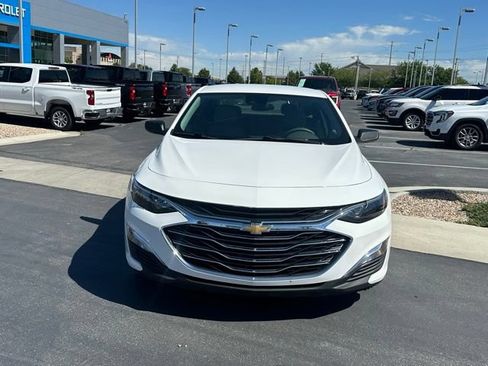 Used 2024 Chevrolet Malibu LS FWD image 29