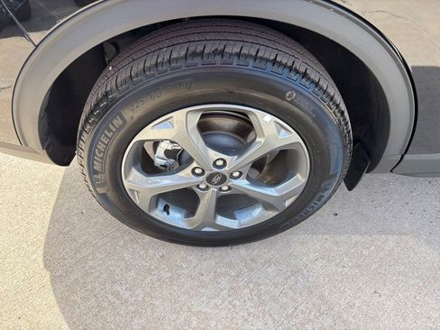 Used 2025 Ford Escape ST-Line Select image 11