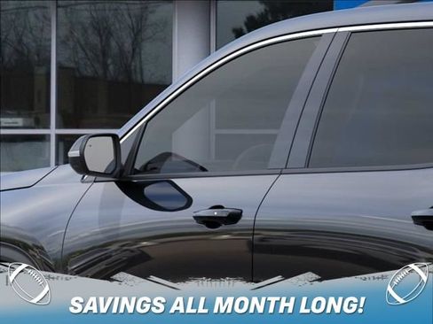 New 2026 Chevrolet Traverse LT w/ Driver Confidence Package FWD image 12