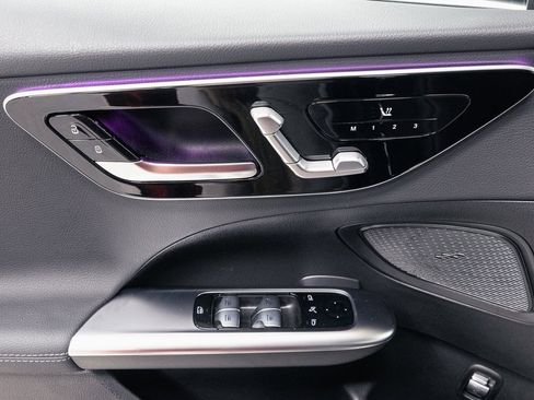 Used 2025 Mercedes-Benz C 300 C 300 image 6