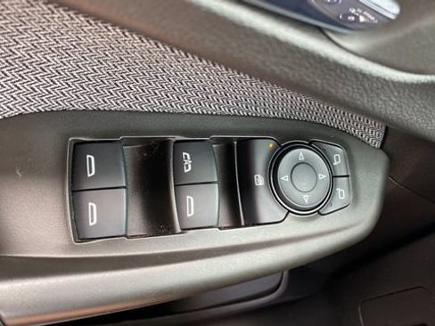Used 2023 Chevrolet TrailBlazer LT AWD/4WD image 20