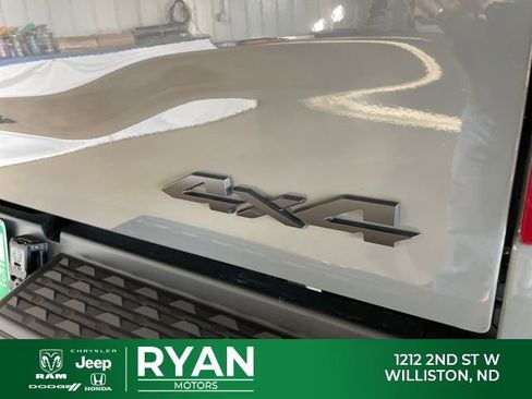 New 2026 RAM 2500 Limited AWD/4WD image 13