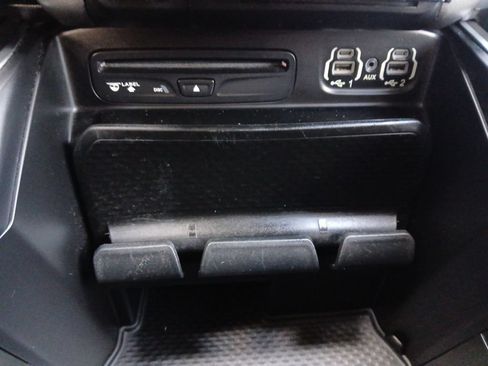 Used 2019 RAM 1500 Big Horn RWD image 6
