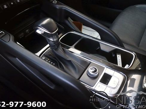 Used 2023 Kia Telluride S w/ S Sunroof Package FWD image 19