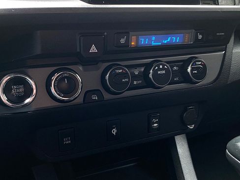 Used 2019 Toyota Tacoma TRD Off-Road w/ TRD Premium Off Road Package image 44