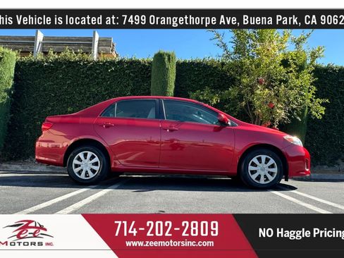 Used 2011 Toyota Corolla LE w/ Preferred Accessory Pkg FWD image 6