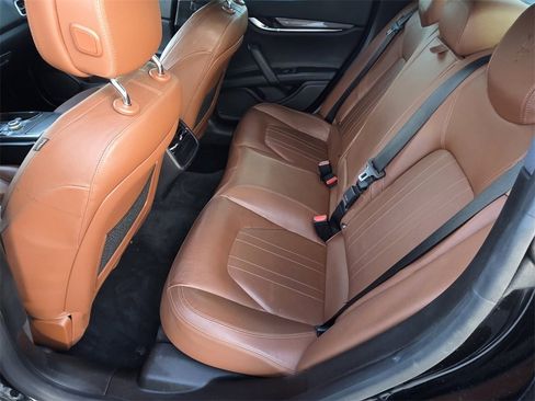 Used 2018 Maserati Ghibli image 14