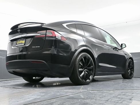 Used 2020 Tesla Model X Long Range image 58