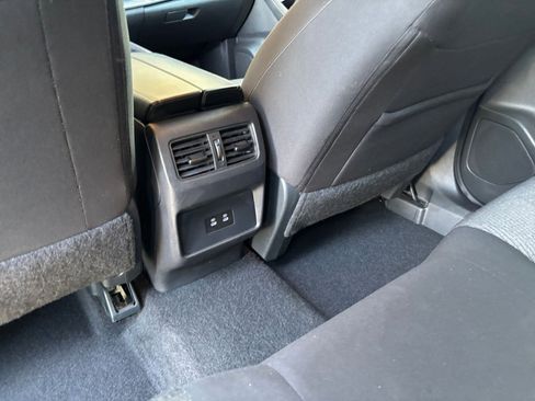 Used 2025 Nissan Rogue SV FWD image 24