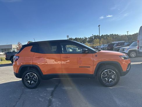 New 2026 Jeep Compass Trailhawk image 2