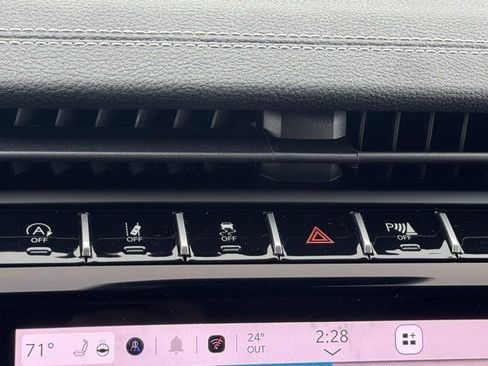 New 2025 Jeep Grand Cherokee L Limited image 19