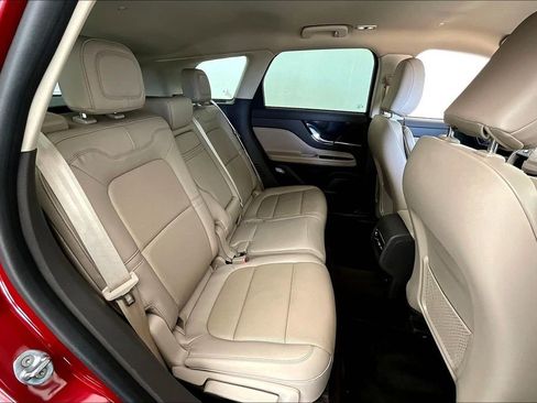 Used 2023 Lincoln Corsair Reserve image 31