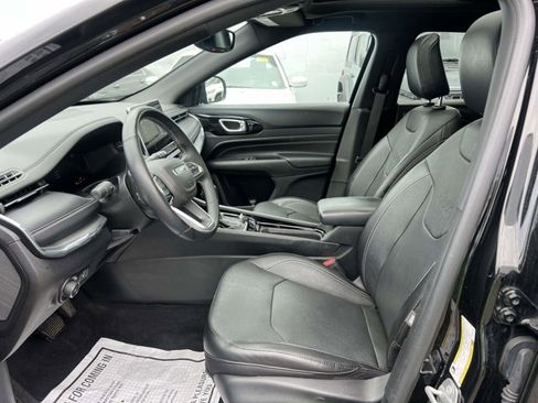 Used 2022 Jeep Compass High Altitude AWD/4WD image 15