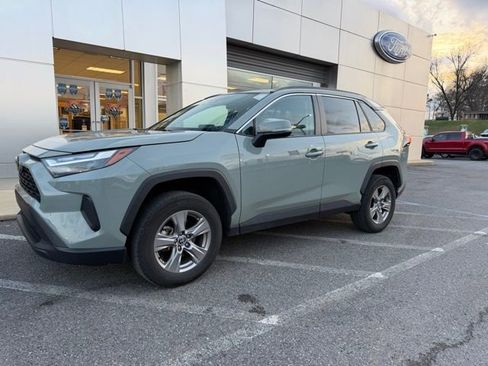 Used 2023 Toyota RAV4 XLE image 2